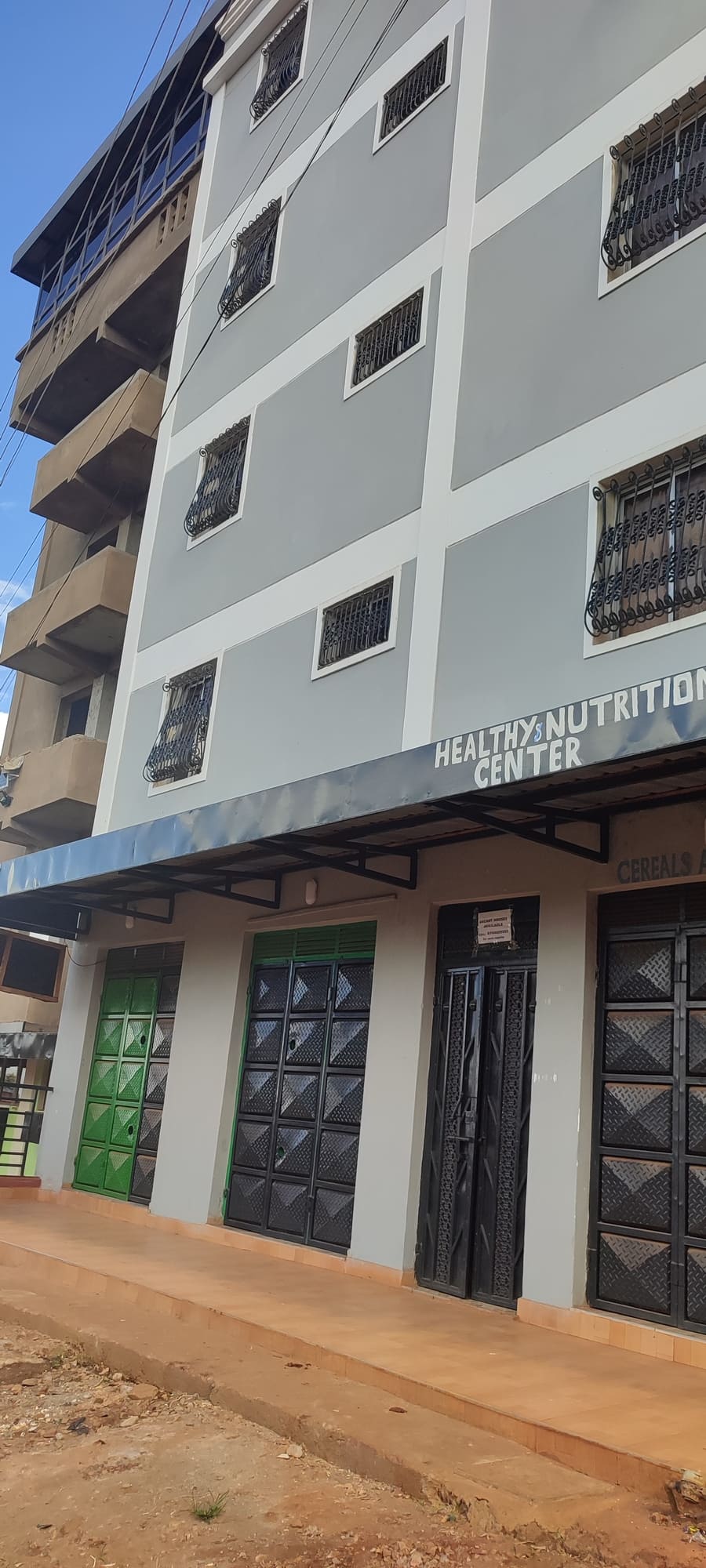 Leoniac Apartments Ndagani